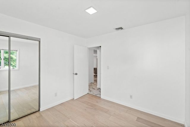 24 Cambridge Rd, South Brunswick Twp., NJ 08824