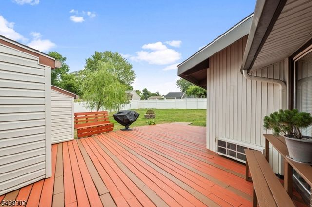 24 Cambridge Rd, South Brunswick Twp., NJ 08824