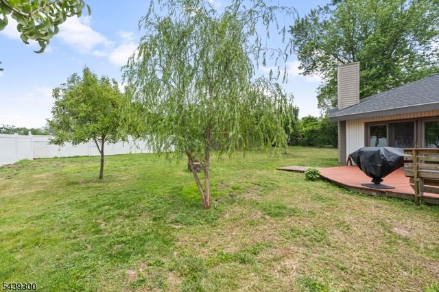 24 Cambridge Rd, South Brunswick Twp., NJ 08824
