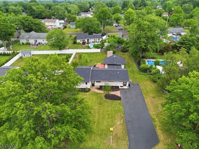 24 Cambridge Rd, South Brunswick Twp., NJ 08824