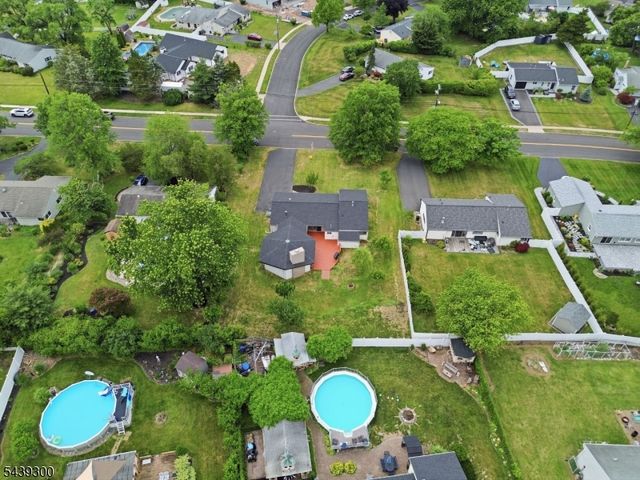 24 Cambridge Rd, South Brunswick Twp., NJ 08824