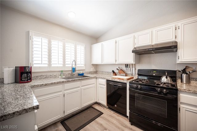 7231 Sequoia Springs Drive, Las Vegas, NV 89147