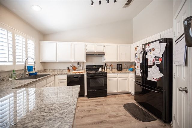 7231 Sequoia Springs Drive, Las Vegas, NV 89147