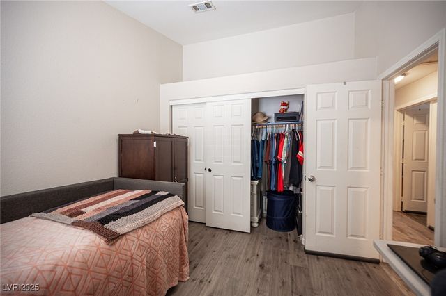 7231 Sequoia Springs Drive, Las Vegas, NV 89147