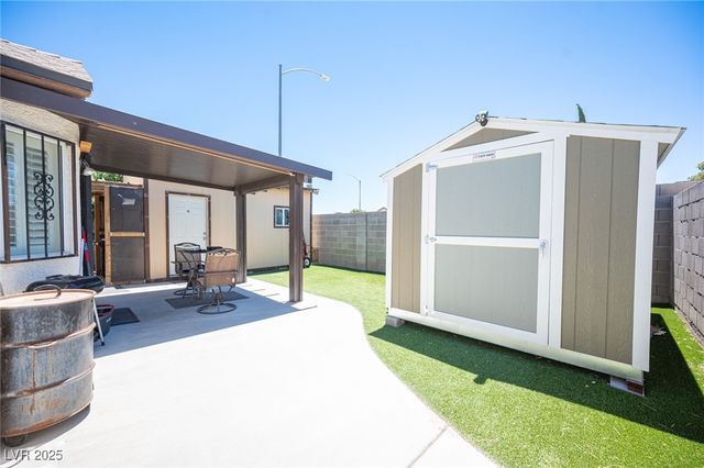 7231 Sequoia Springs Drive, Las Vegas, NV 89147