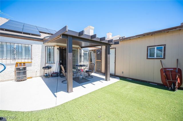 7231 Sequoia Springs Drive, Las Vegas, NV 89147