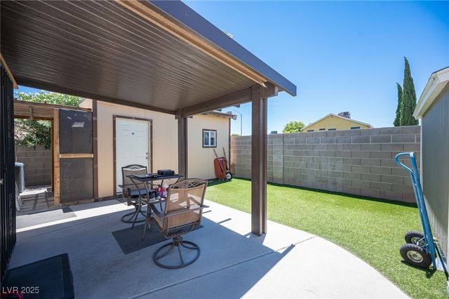 7231 Sequoia Springs Drive, Las Vegas, NV 89147