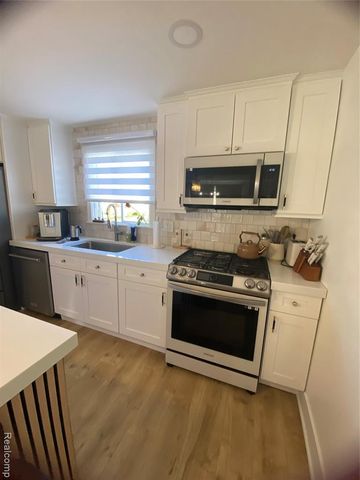 1411 Beatrice Street, Westland, MI 48186