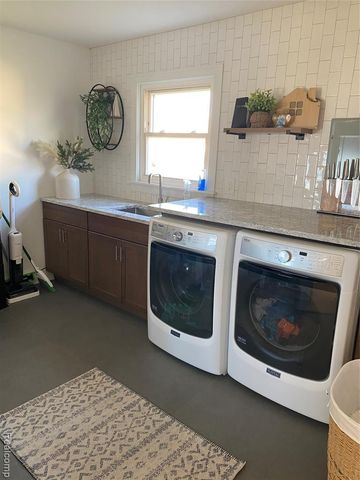 1411 Beatrice Street, Westland, MI 48186