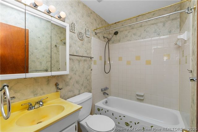 2755 Coronada Parkway, Fayetteville, NC 28306