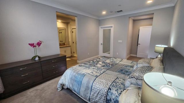 1068 Bigleaf Place 402, San Jose, CA 95131