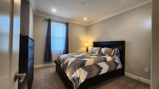 1068 Bigleaf Place 402, San Jose, CA 95131