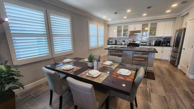 1068 Bigleaf Place 402, San Jose, CA 95131