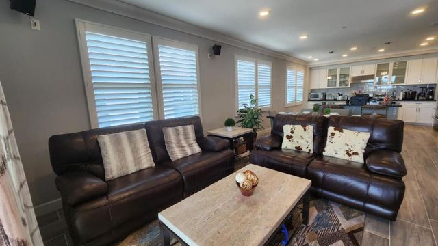 1068 Bigleaf Place 402, San Jose, CA 95131