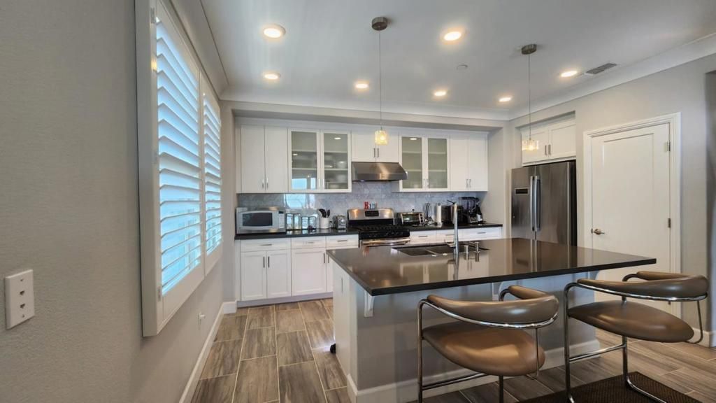 1068 Bigleaf Place 402, San Jose, CA 95131