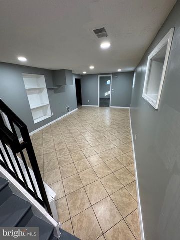 6902 VALLERY ST, Riverdale, MD 20737