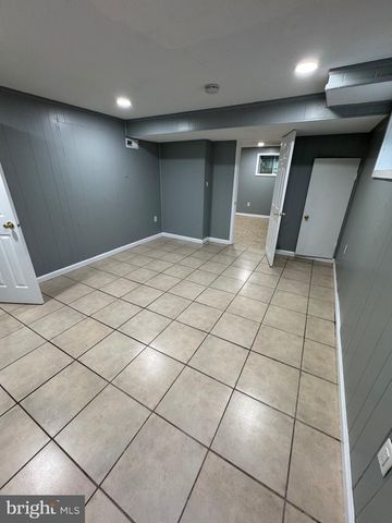 6902 VALLERY ST, Riverdale, MD 20737