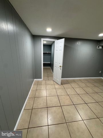 6902 VALLERY ST, Riverdale, MD 20737