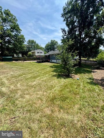 6902 VALLERY ST, Riverdale, MD 20737