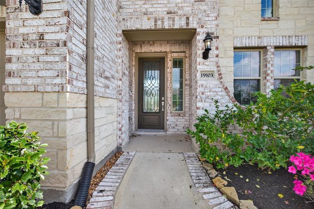 19103 Goodnight Peak Trail, Cypress, TX 77433