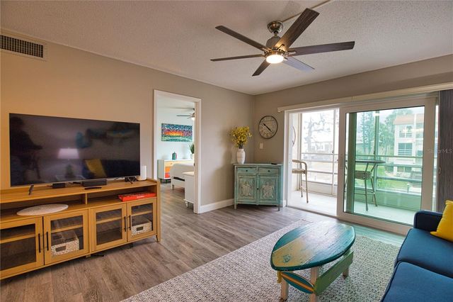 240 SANTA MARIA STREET 225, Venice, FL 34285