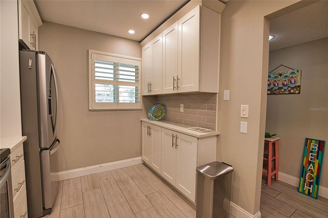 240 SANTA MARIA STREET 225, Venice, FL 34285