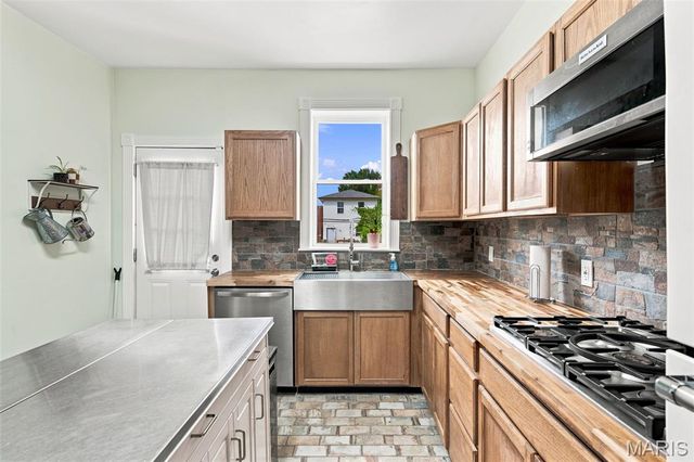 3341 Liberty Street, St Louis, MO 63111