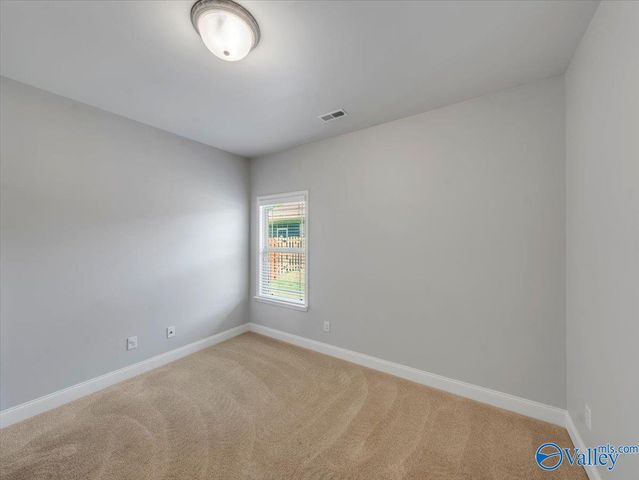 2906 Blossom Park Drive, Owens Cross Roads, AL 35763