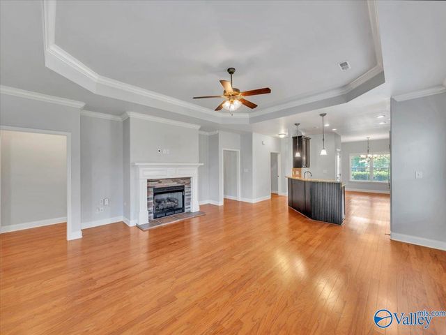 2906 Blossom Park Drive, Owens Cross Roads, AL 35763