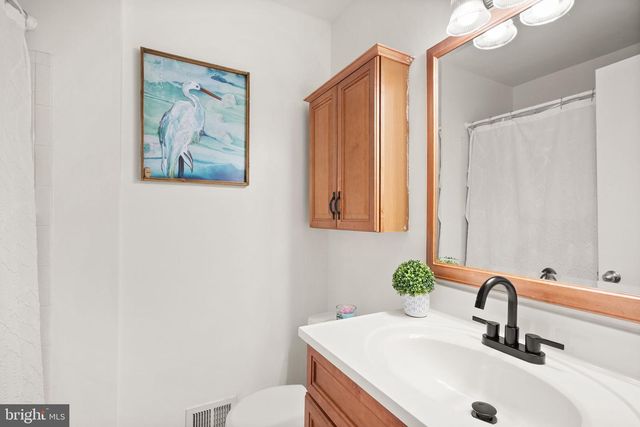 5601 CASTLEBURY CT, Burke, VA 22015