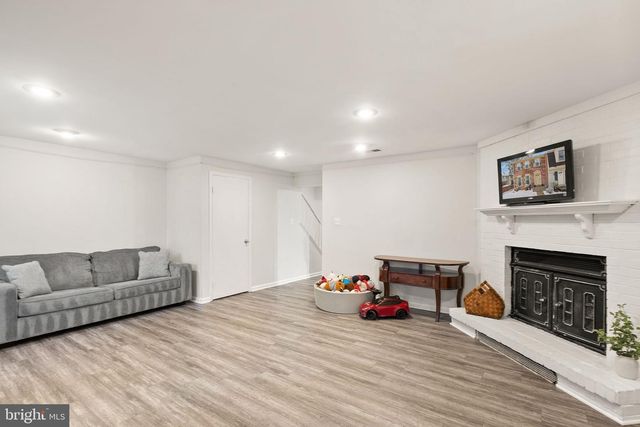 5601 CASTLEBURY CT, Burke, VA 22015