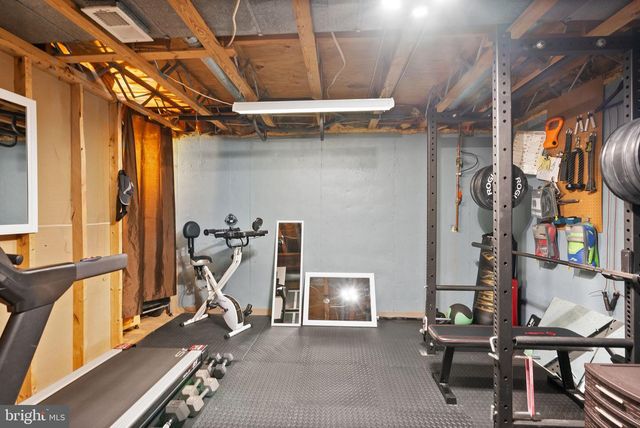 5601 CASTLEBURY CT, Burke, VA 22015