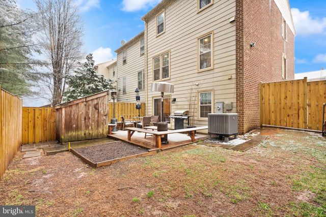 5601 CASTLEBURY CT, Burke, VA 22015