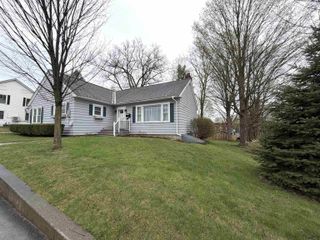 140 Fairfield Street, St. Albans City, VT 05478