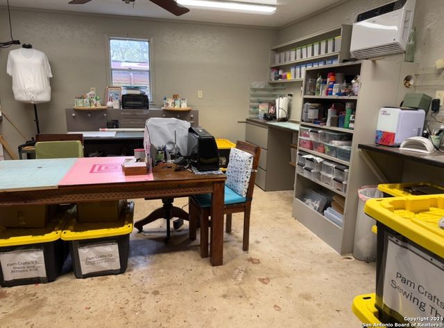 28133 E Windwood Dr, Boerne, TX 78006