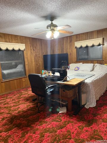 28133 E Windwood Dr, Boerne, TX 78006