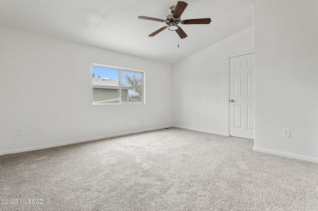 744 W Simmons Road, Tucson, AZ 85705