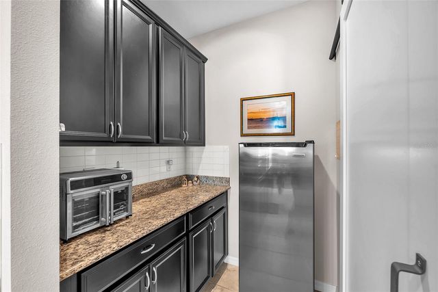 8206 WILLOW BEACH DRIVE, Riverview, FL 33578