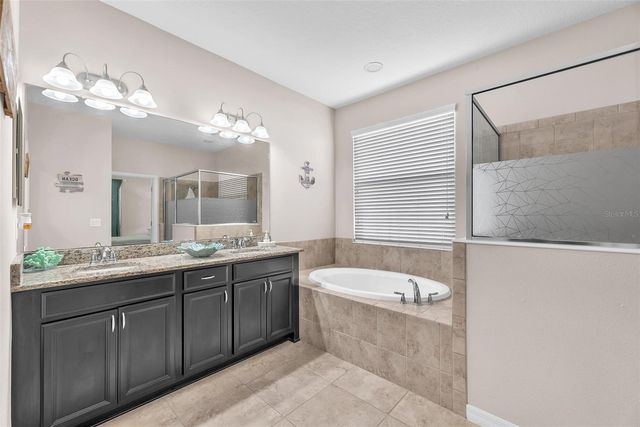 8206 WILLOW BEACH DRIVE, Riverview, FL 33578