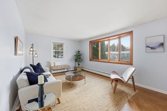 176 Silvin Road, Chicopee, MA 01013