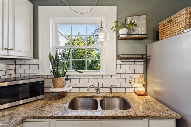 62 Randolph RD, Newport News, VA 23601