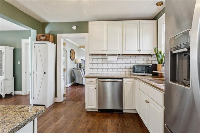 62 Randolph RD, Newport News, VA 23601