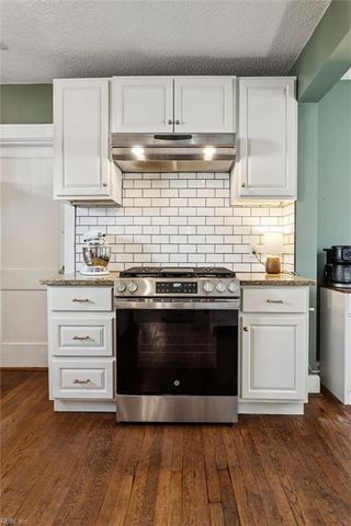 62 Randolph RD, Newport News, VA 23601