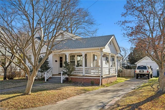 62 Randolph RD, Newport News, VA 23601