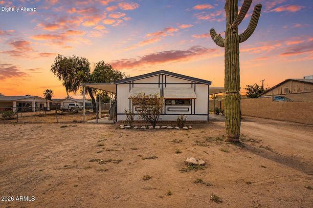 558 S DESERT VIEW Drive, Apache Junction, AZ 85120
