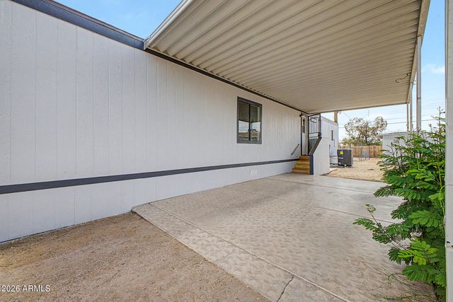 558 S DESERT VIEW Drive, Apache Junction, AZ 85120