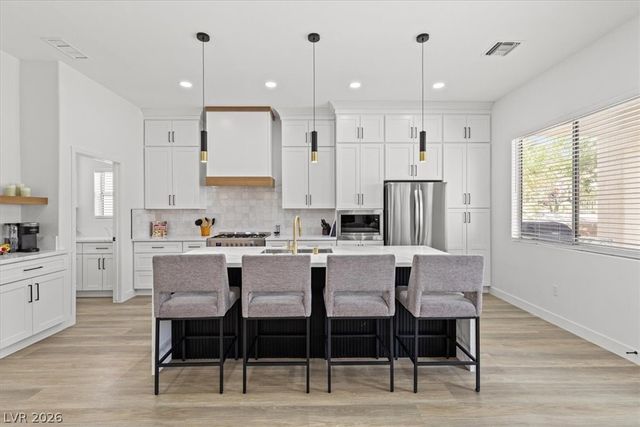 10624 Grand Cypress Avenue, Las Vegas, NV 89134