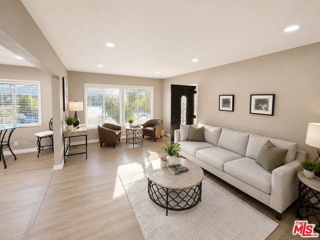 606 Phelan Lane, Redondo Beach, CA 90278