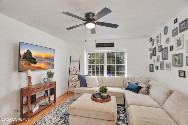 203 Conifer Crest Way, Eatontown, NJ 07724