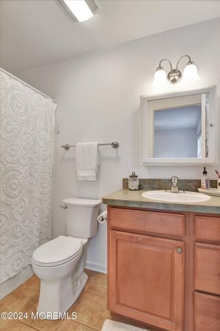 203 Conifer Crest Way, Eatontown, NJ 07724
